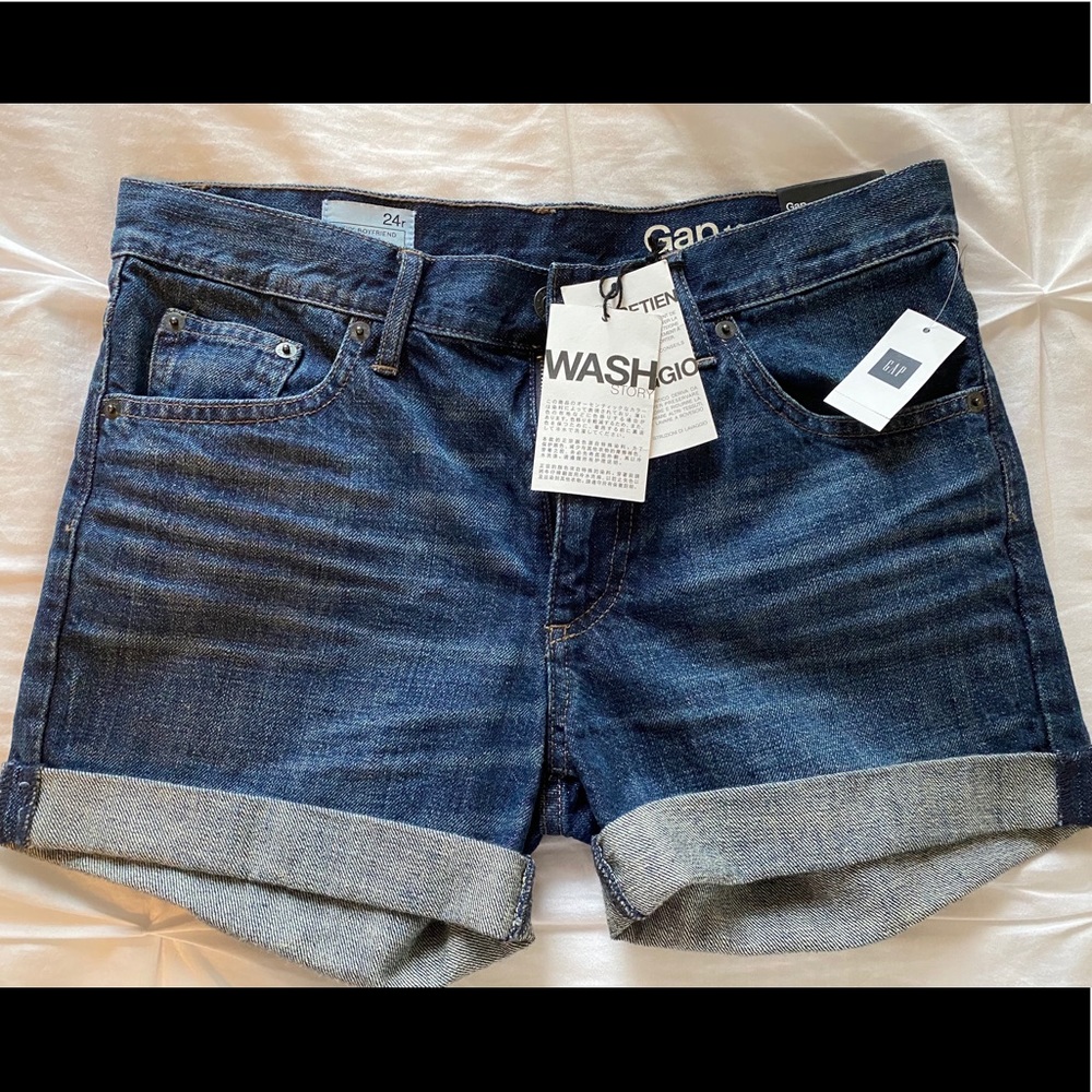 Gap 1969 Boyfriend Shorts